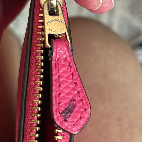 Coach Leather Pink Skinny Large Accessory Case Zip Pouch - Picture 6 of 6